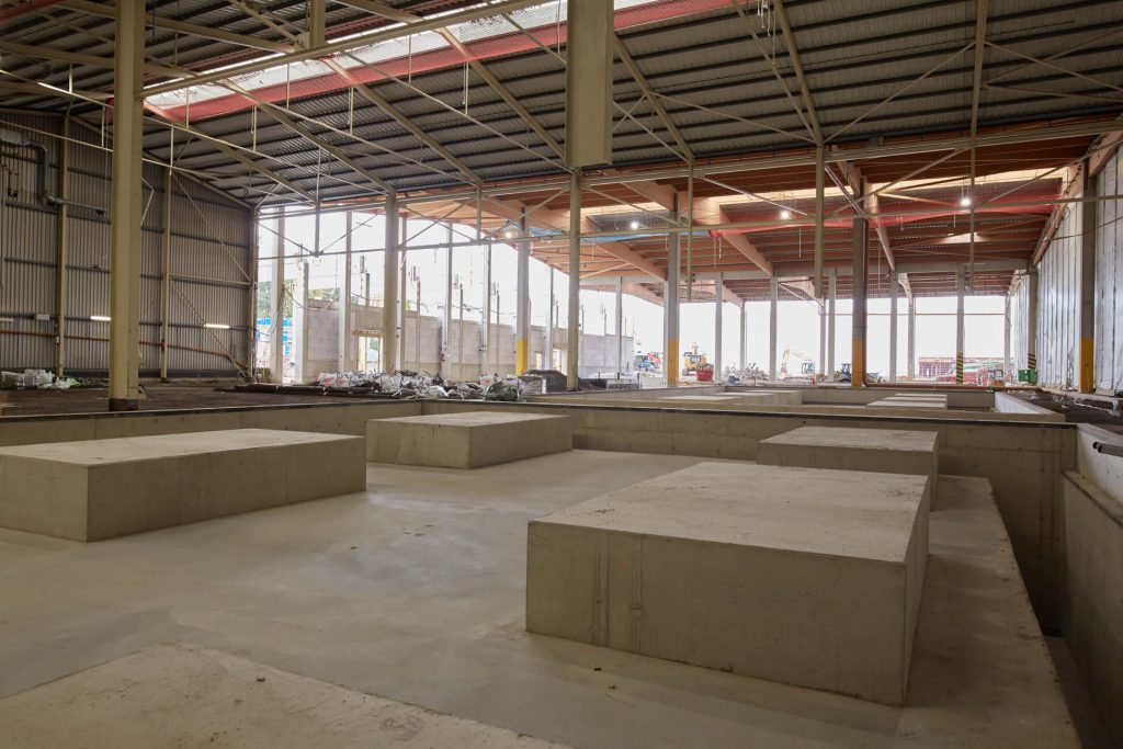 boden-produktionshalle-ardagh-weissenthurm-beton-wannen-federgelagertes-fundament-titelbild-michel-bau